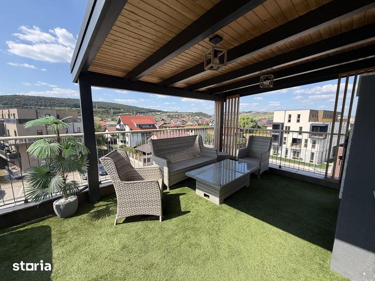 Apartament cu 4 camere în Unirii