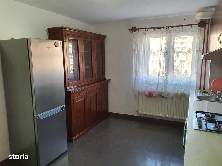 Apartament cu 4 camere în Central