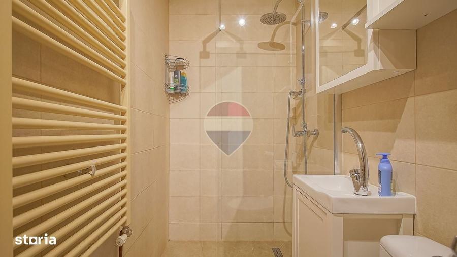 Apartament cu 2 camere semidecomandat în Florilor