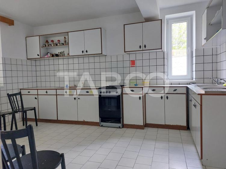 Birou, de 673 mp, în Cisnădie
