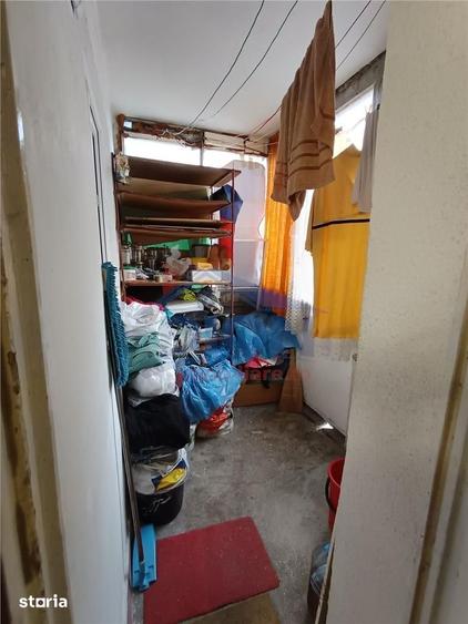 Apartament cu 3 camere semidecomandat în Tudor Vladimirescu