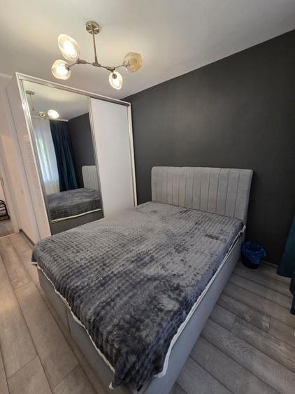 Apartament cu 2 camere decomandat, mobilat în Berceni