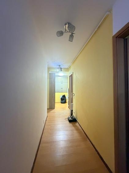 Apartament cu 3 camere decomandat în Doamna Ghica