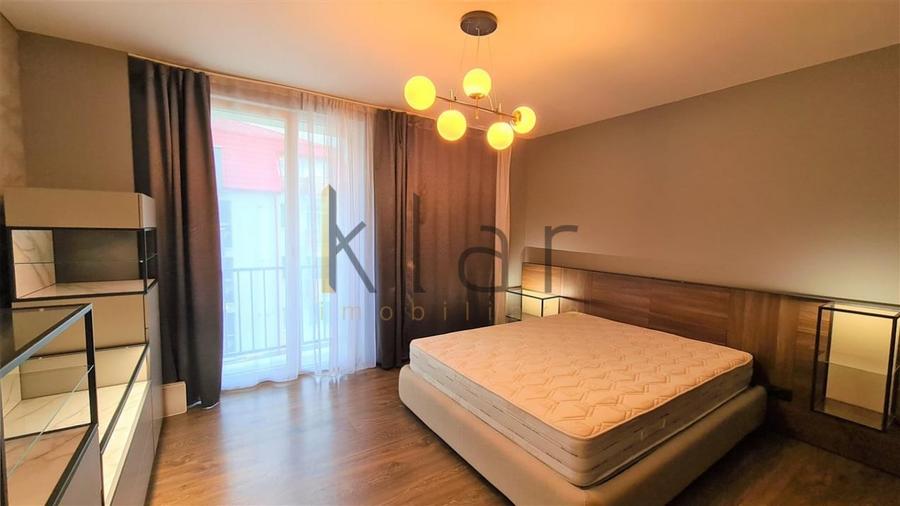 Apartament cu 2 camere semidecomandat, mobilat în Bună Ziua