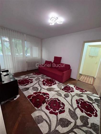 Apartament 2 camere Semidecomandat Bd.Alexandru Obregia