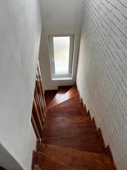 Duplex cu 4 camere cu Canalizare în Florești