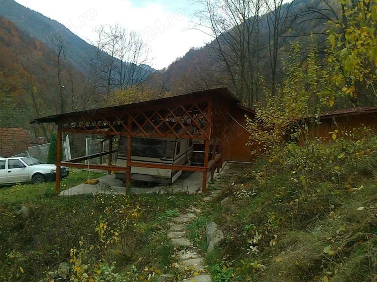 Teren de 2700 mp, în Central