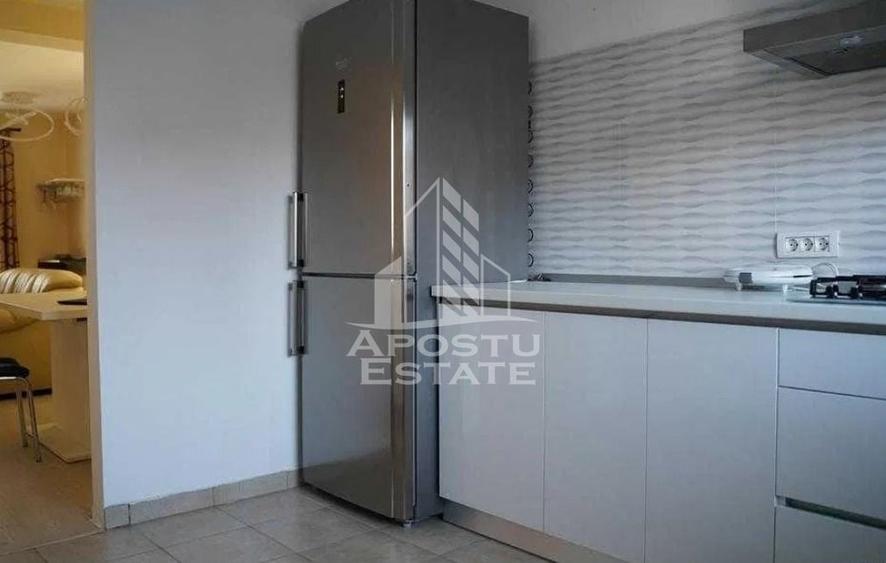 Duplex cu 5 camere cu Teren 350 Mp în Dumbrăvița