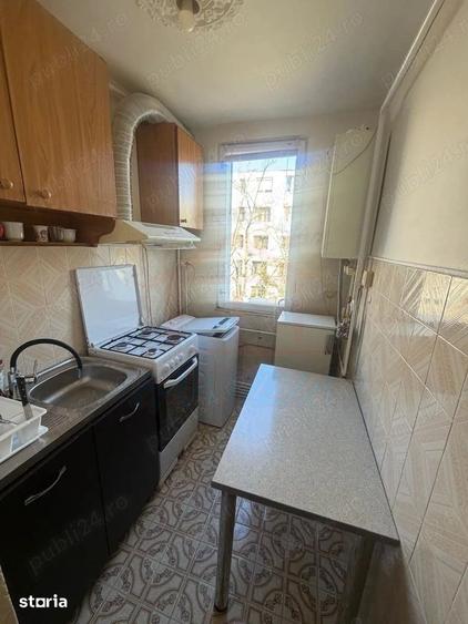 Apartament cu 2 camere decomandat în Piața Centrală