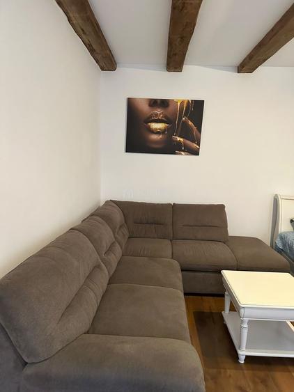 Apartament cu 2 camere semidecomandat în Centrul Istoric