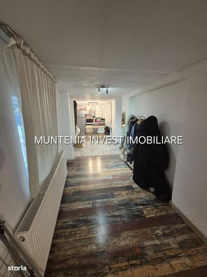 Casă cu 4 camere în Ștefănești
