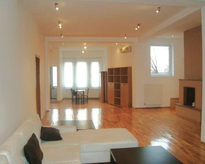 Apartament cu 3 camere în Dorobanți