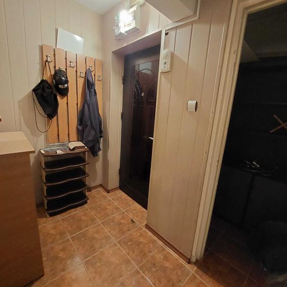 Apartament cu 2 camere decomandat în Războieni