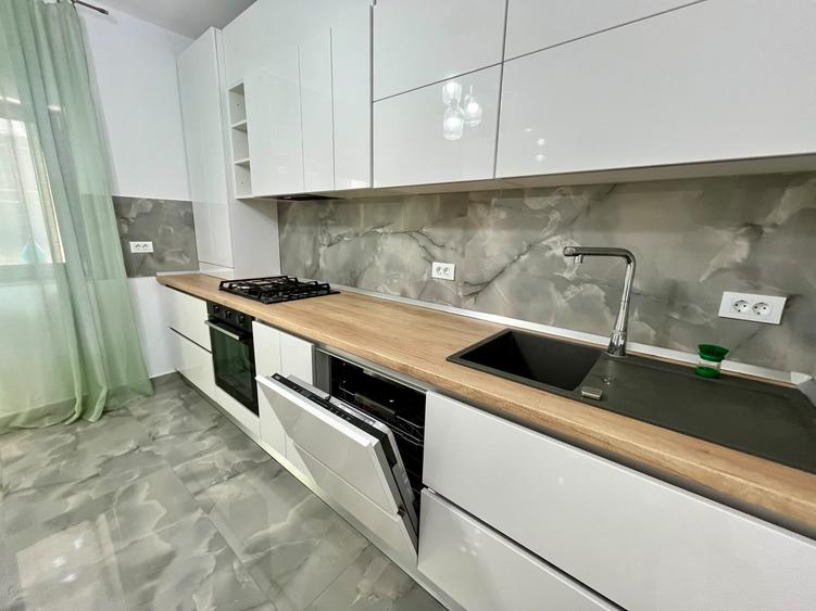 Duplex cu 5 camere cu Canalizare în Horpaz
