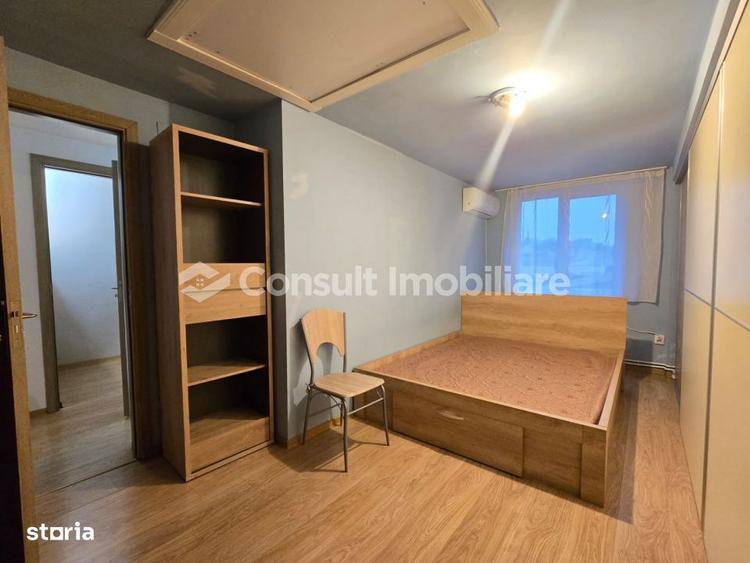 Apartament cu 3 camere semidecomandat în Central — fotografia 3