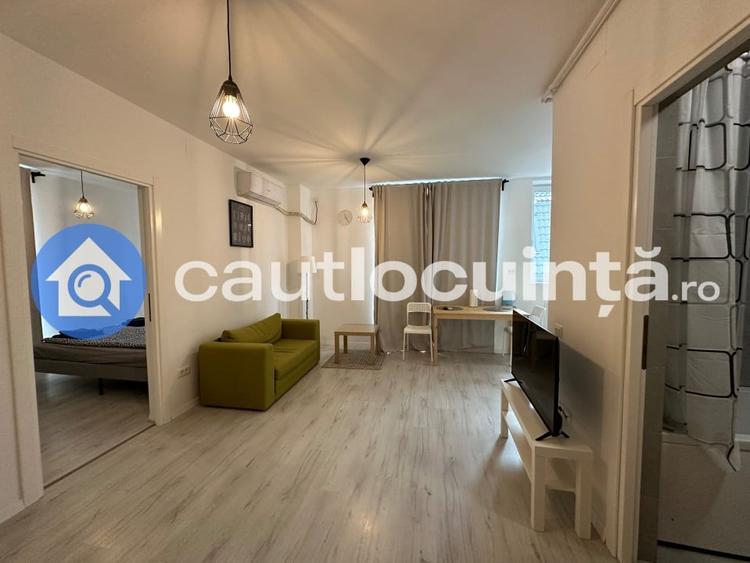 Apartament cu 2 camere semidecomandat, mobilat în Băneasa