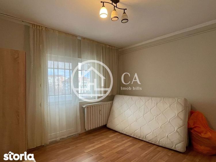 Apartament cu 3 camere decomandat în Decebal