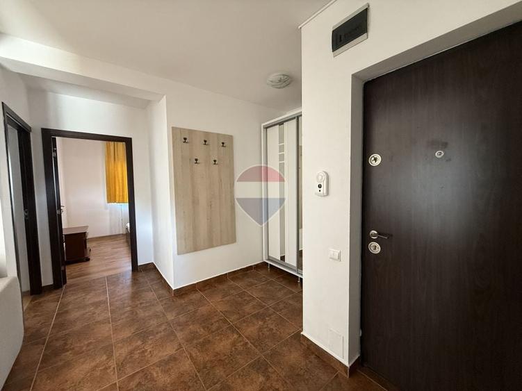 Apartament cu 2 camere semidecomandat, mobilat în Apahida