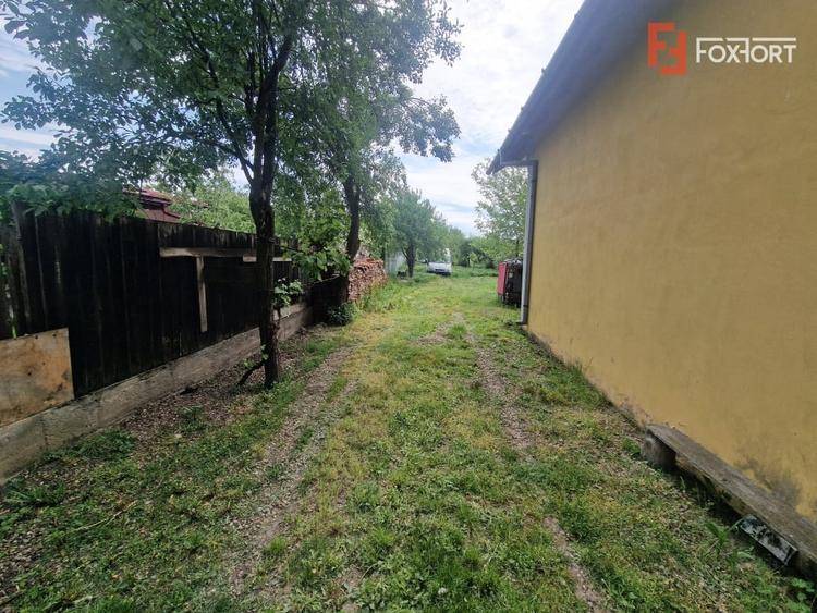 Casă individuală cu 3 camere cu Teren 2096 Mp în Ianova