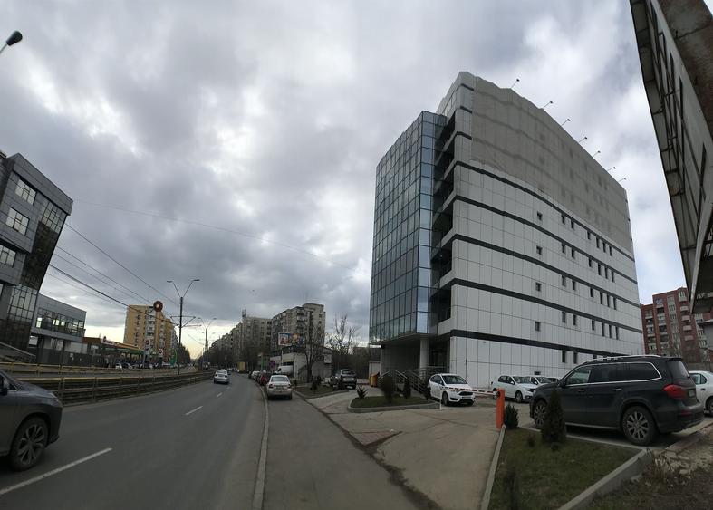 Birou, de 4,000 mp, în Lujerului