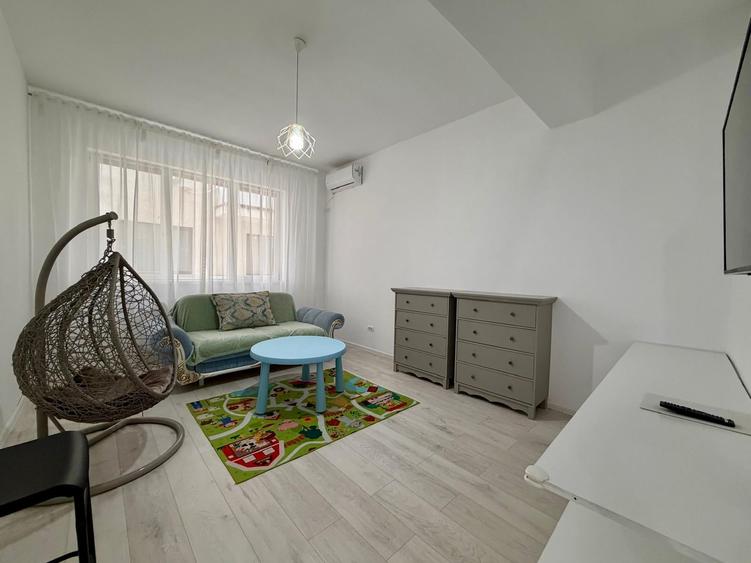 Apartament cu 2 camere decomandat în Băneasa