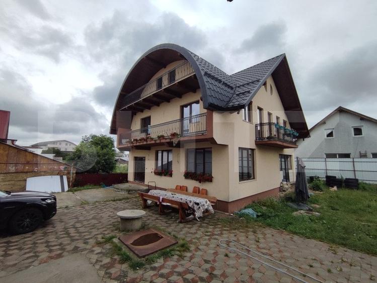 Casă individuală cu 5 camere cu Teren 970 Mp în Rădăuți