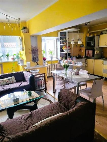 Apartament cu 4 camere decomandat, mobilat în Simion Bărnuțiu