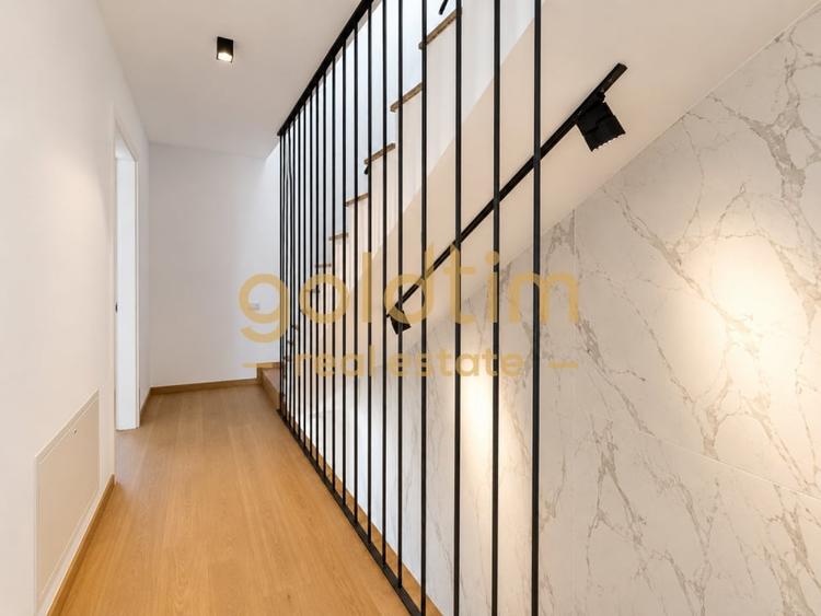 Duplex cu 4 camere cu Canalizare în Voluntari