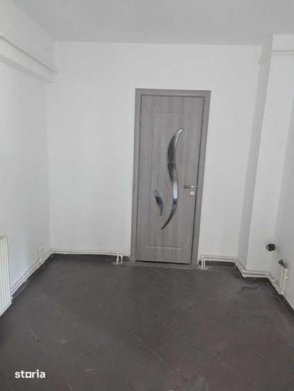 Inchiriez Apartament 2 Camere - Parter - Intrare Separata - Energiei - 2