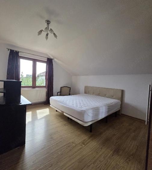 Casă cu 4 camere cu Teren 450 Mp în Săcălaz