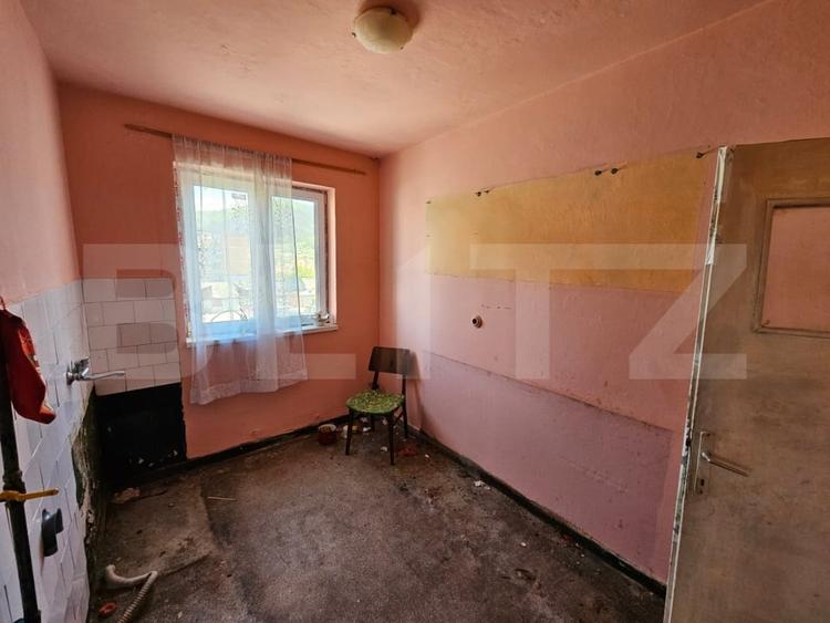 Apartament cu 2 camere decomandat în Cugir