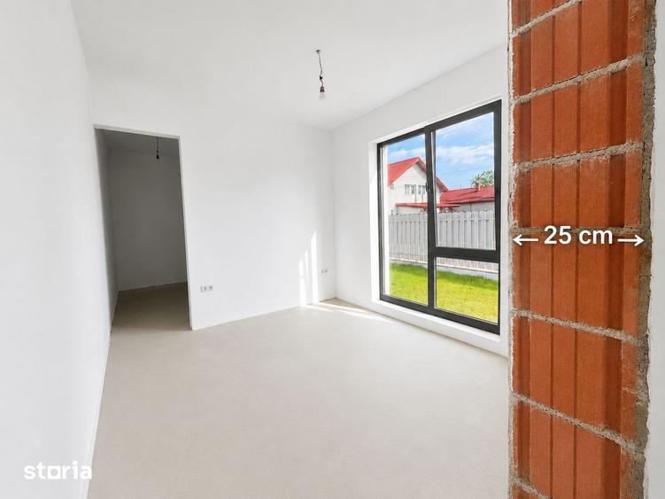 Casă cu 4 camere cu Teren 350 Mp în Crevedia