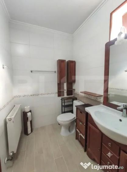 Casă cu 4 camere cu Teren 1483 Mp în Vetiș