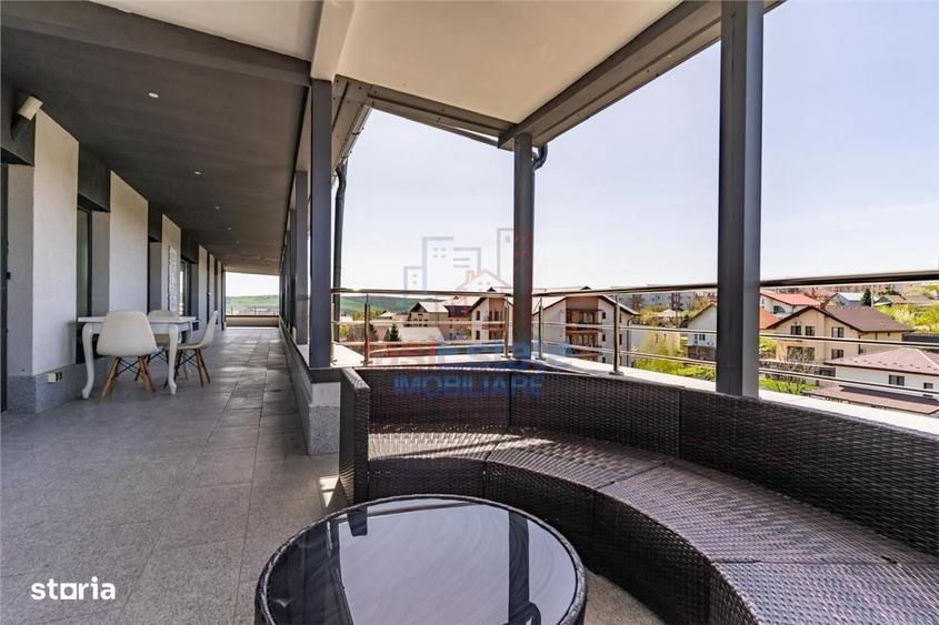 Apartament cu 3 camere decomandat în Albești