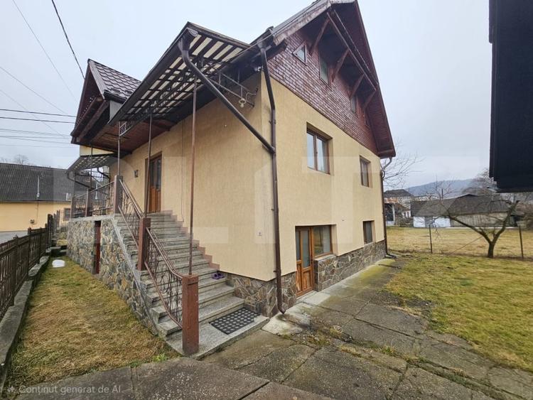 Casă individuală cu 4 camere cu Canalizare în Cărpiniș (Roșia Montană)