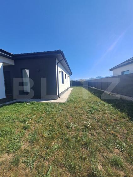 Casă cu 4 camere cu Teren 500 Mp în Sânpetru