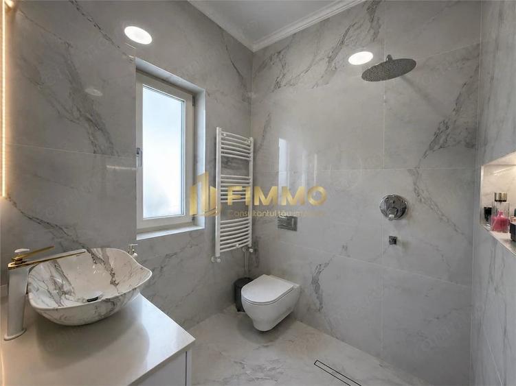 Casă cu Teren 500 Mp în Periferie
