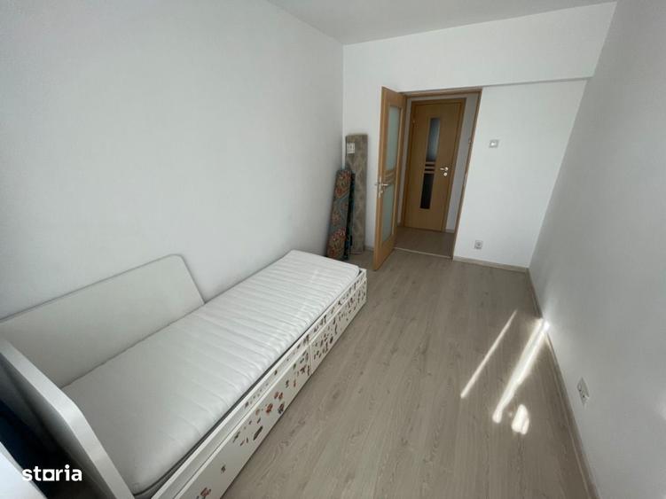 Apartament cu 3 camere decomandat în Moara de foc