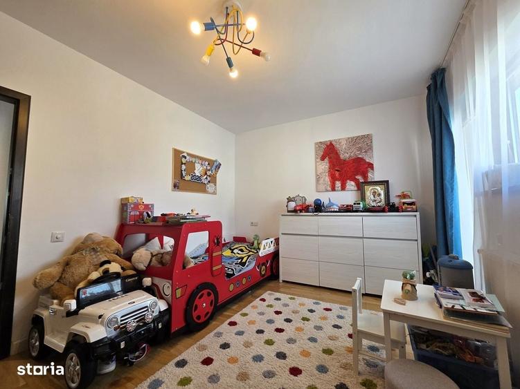 Apartament cu 3 camere în Bună Ziua