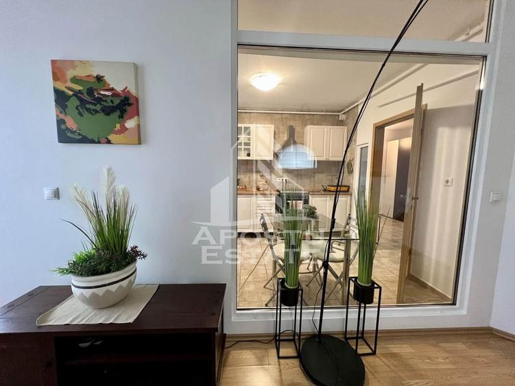 Apartament cu 2 camere decomandat în Aradului