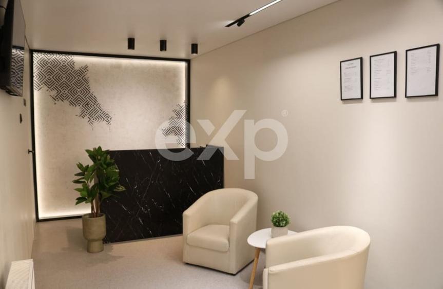 Spațiu comercial, de 75 mp, în Central