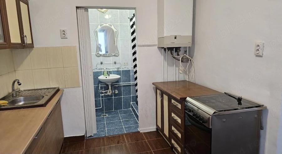 Apartament cu 2 camere semidecomandat în Central