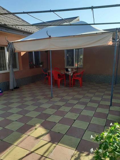 Casă cu 3 camere cu Teren 700 Mp în Central