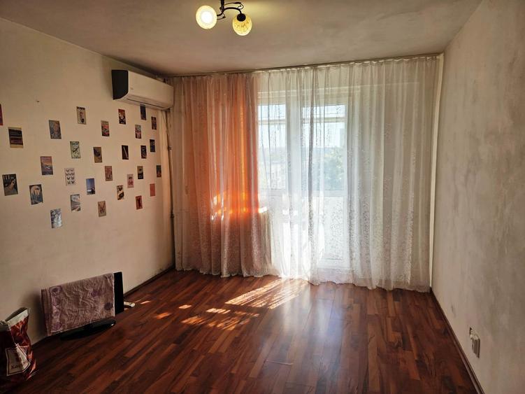 Apartament cu 2 camere decomandat în Drumul Taberei