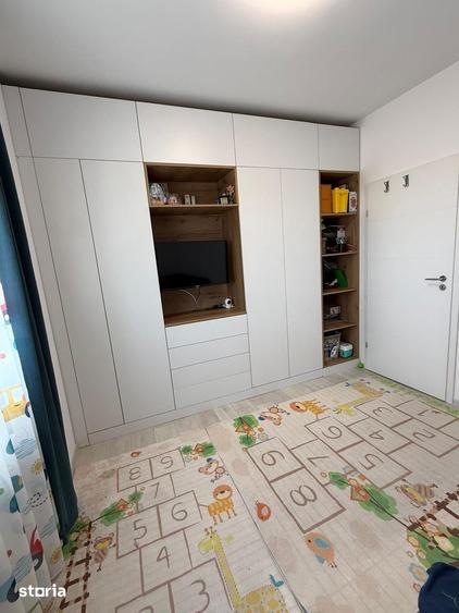 Apartament cu 3 camere decomandat, mobilat în Apărătorii Patriei