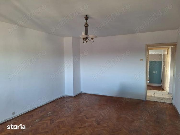 Apartament cu 2 camere decomandat în Carpați 2