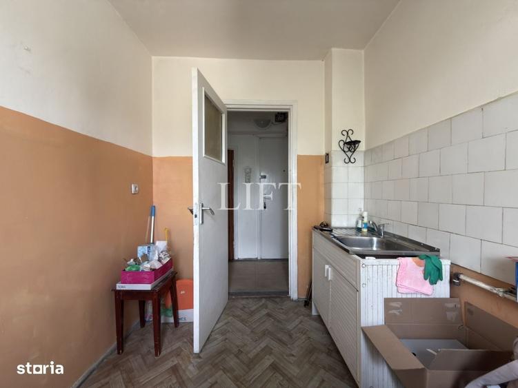 Apartament de 2 camere, semidecomandat, Zona Astra - Saturn - 2