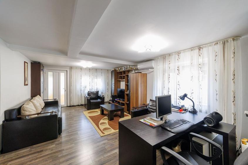 Casă cu 3 camere cu Teren 634 Mp în Central