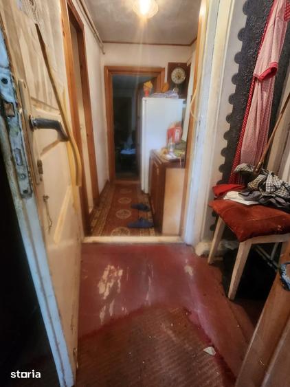 Casă cu 3 camere cu Teren 100 Mp în CFR