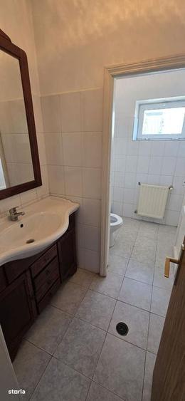 Spațiu comercial, de 300 mp, în Sebastian